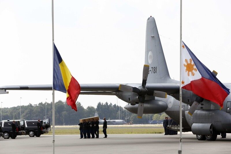 В Нидерланды прибыли последние тела жертв крушения Boeing-777