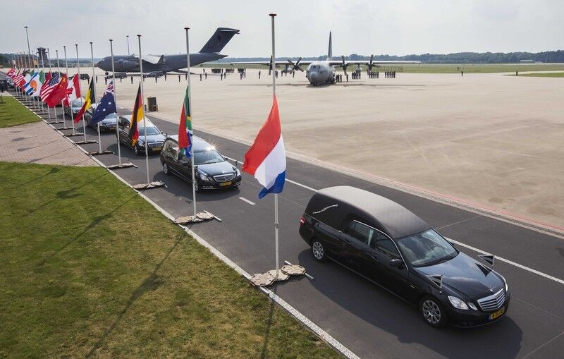 В Нідерланди прибули останні тіла жертв аварії Boeing-777