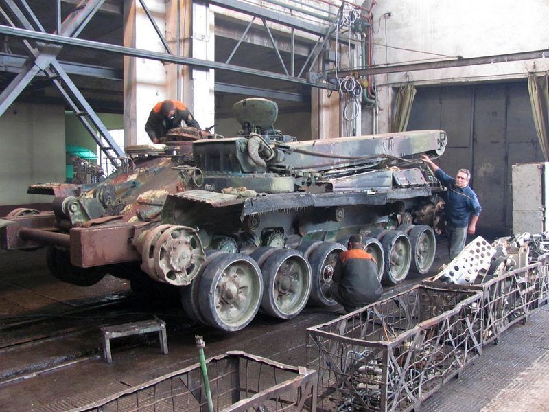 Львівський бронетанковий завод почав виробництво легких БТР