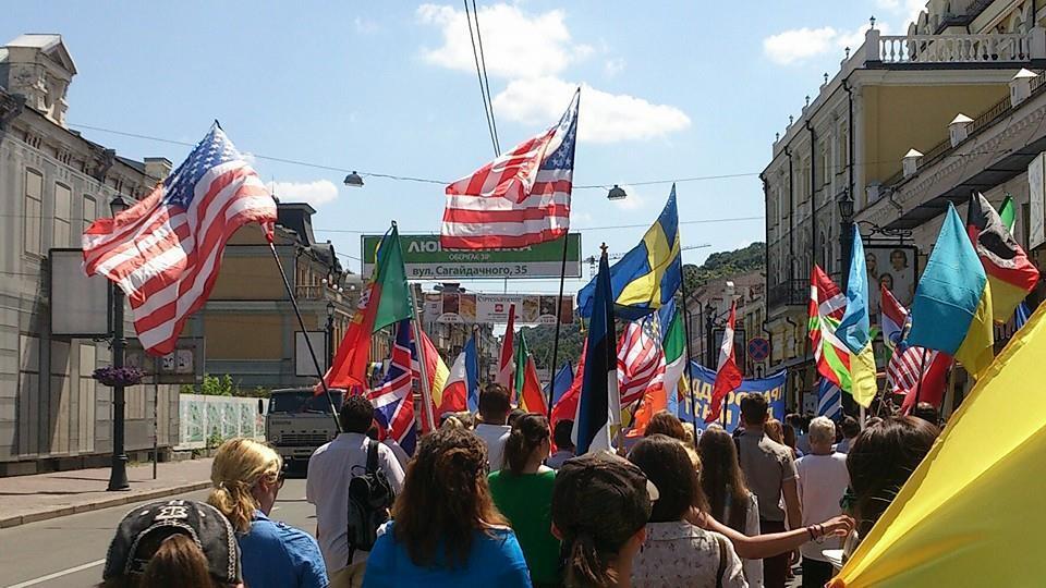 В Киеве прошел международный марш против терроризма