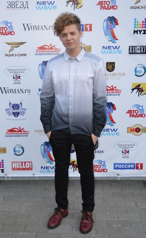 Бронзовый призер "Новой волны 2014" Вячеслав Рыбиков скоро женится