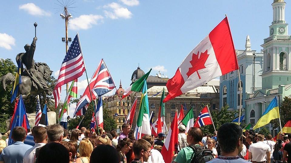 В Киеве прошел международный марш против терроризма