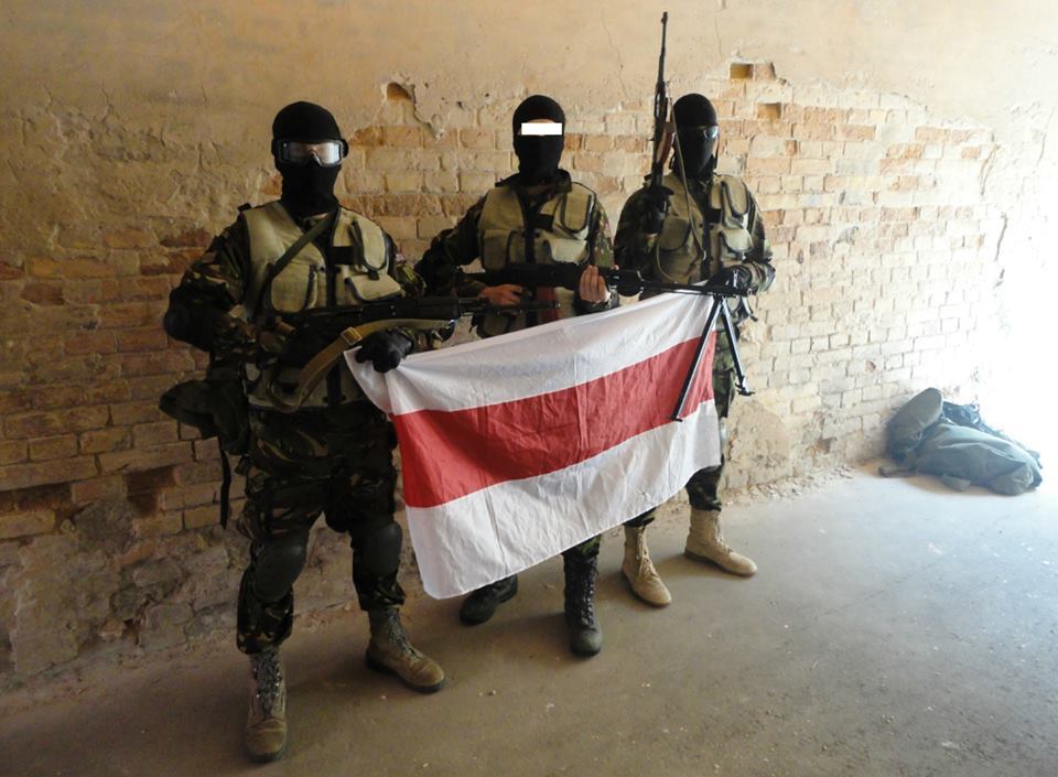 Добровольцы из Беларуси едут на Донбасс воевать с террористами
