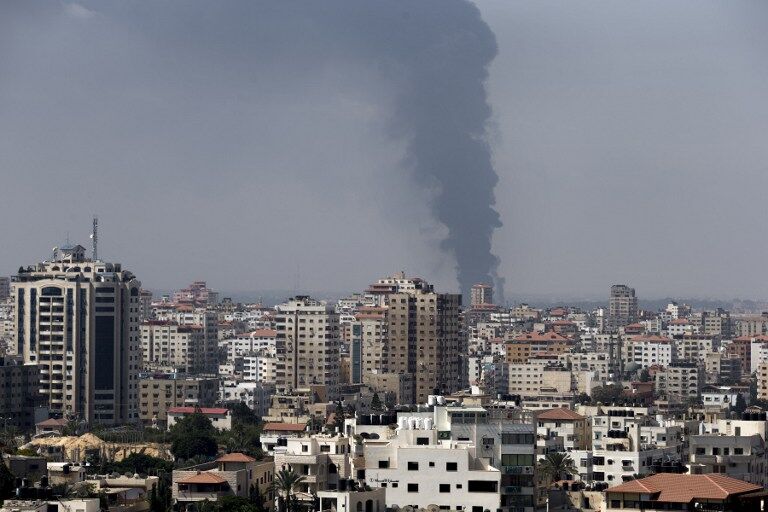  Сектор Газа горить