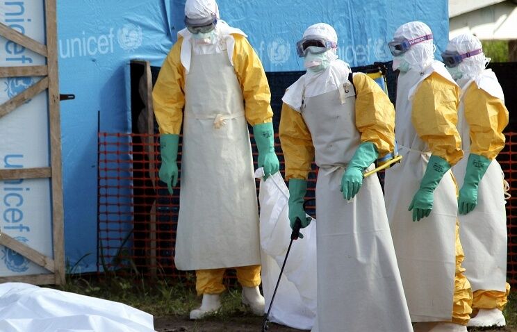 В Сьерра-Леоне введен режим ЧП из-за лихорадки Эбола