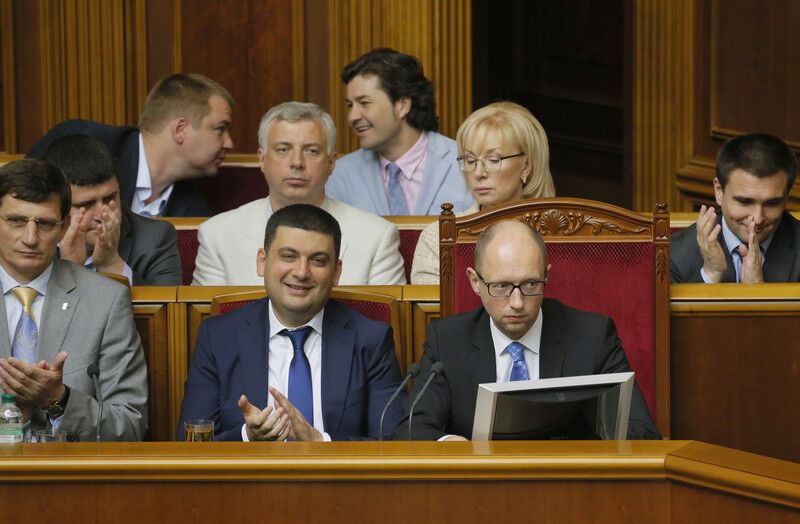 Верховная Рада не приняла отставку Яценюка. Фоторепортаж