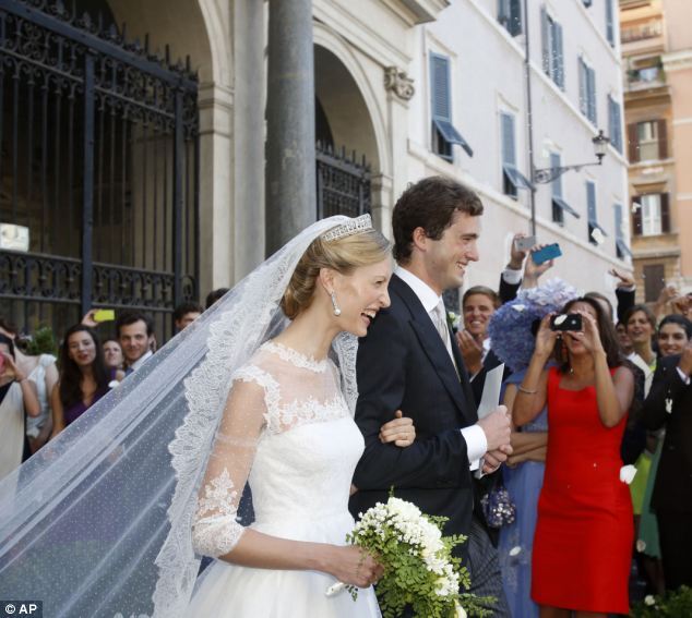 Бельгийский принц женился на журналистке. Фото шикарной свадьбы в Риме