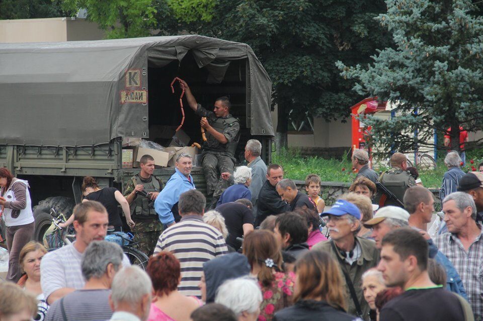 В Славянске местные жители "сдали" силовикам двоих террористов