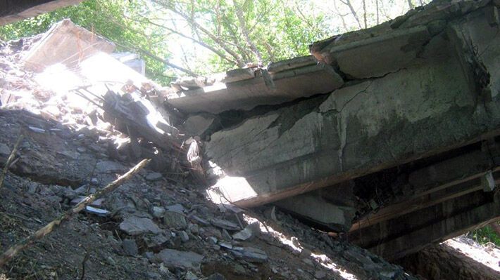 Дорожная служба подтвердила факт подрыва моста в Закотном