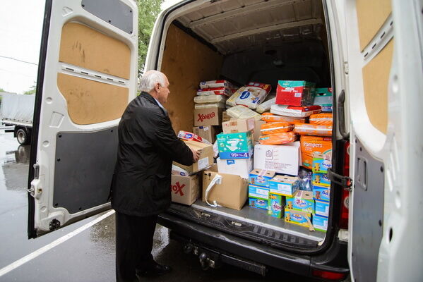 Партия развития Украины открывает пункты приема гуманитарной помощи в зоне конфликта  