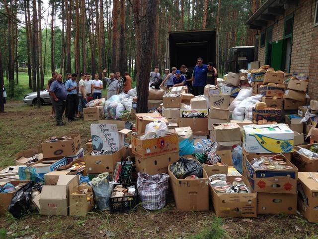 В Слов'янськ прибула гуманітарна допомога із західної України