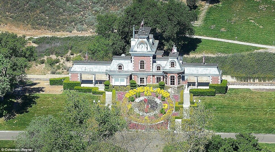 Ранчо Майкла Джексона Neverland выставлено на продажу