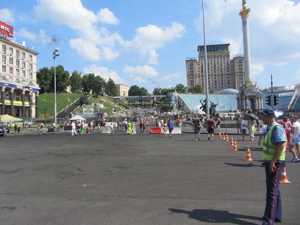 На Майдане убрали почти все палатки