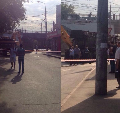 МЧС РФ опровергло информацию о взрывах около метро в Москве