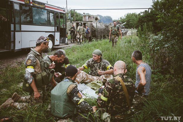 Белорусский журналист две недели провел в боях с батальоном "Донбасс": бойцы освобождают Украину от оккупантов