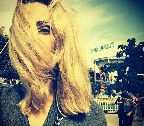 Как отдыхают звезды: Лобода гуляет по кладбищу, а Билык скрывается от папарацци