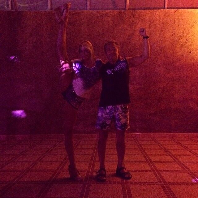 Волочкова поражает турков шикарной растяжкой