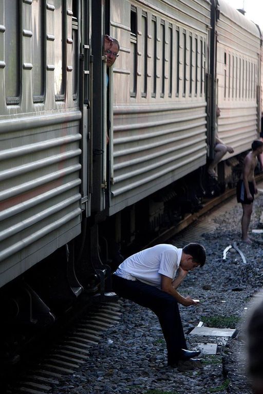 В Сочи туристы "мариновались" в поездах более 10 часов на 40-градусной жаре из-за поломки