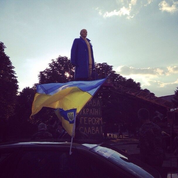В Донецкой области из Ленина сделали украинского патриота