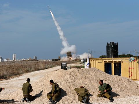 ХАМАС продолжает стрелять во время перемирия, Израиль готов возобновить наземную операцию в Газе