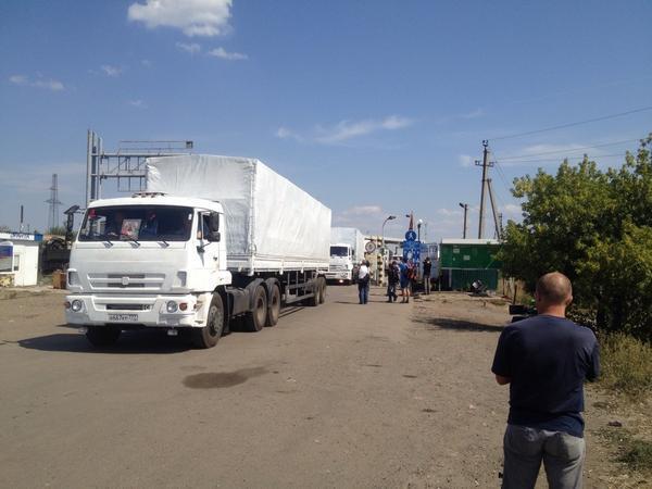 Російський гумконвой їде в Луганськ у супроводі терористів
