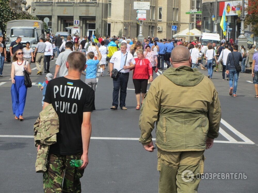 Праздник со слезами на глазах: от подъема боевого духа до кощунства