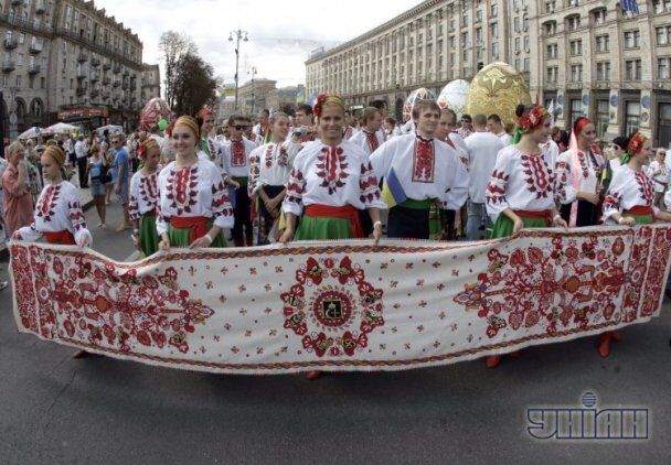 Как украинцы праздновали День Независимости в разные годы