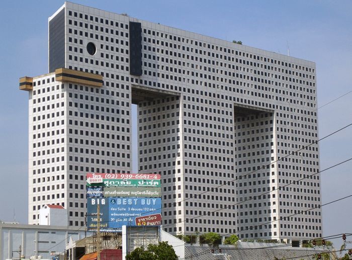 Необычные жилые здания в виде животных