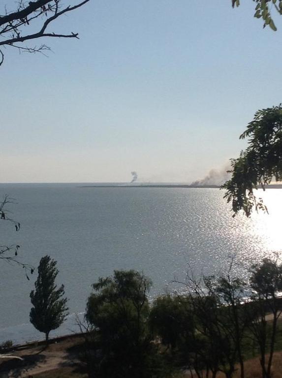 В Азовском море атаковали два украинских катера