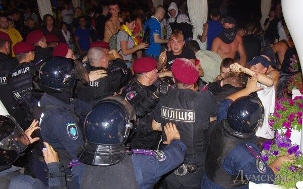 В Одесі МВС відкрило кримінальні справи за фактом масової бійки на концерті Ані Лорак 