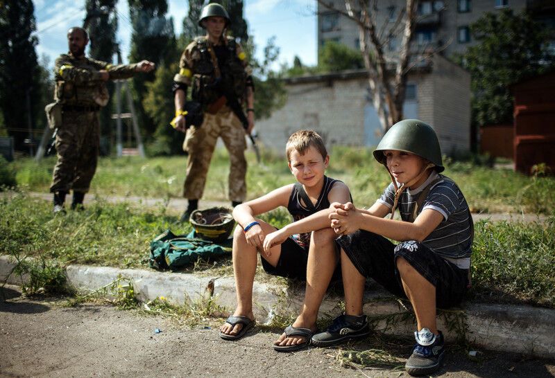 Попасная под контролем сил АТО. Фоторепортаж