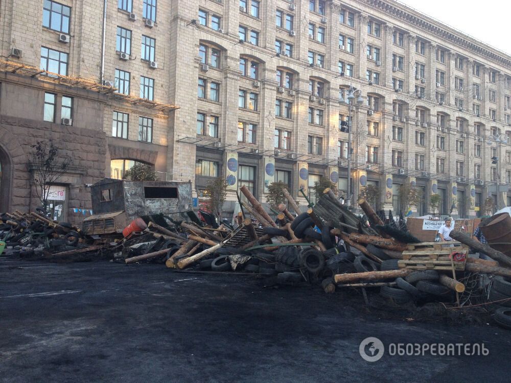 На віче кілька сотників погрозили оборонятися, якщо Майдан почнуть прибирати 