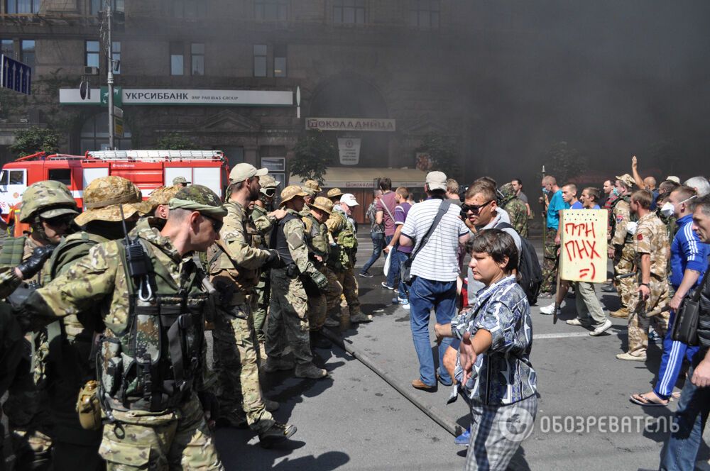 Попытка расчистить Майдан закончилась ничем