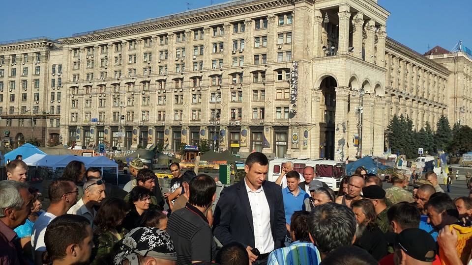 Активист признался Кличко, что живет за счет Майдана
