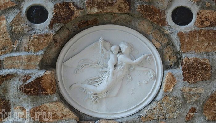 Невероятная история любви архитектора, который 40 лет строил замок для своей жены