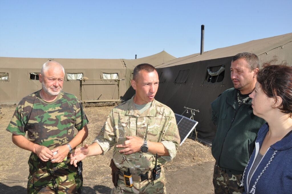 "Динамо" передало гуманитарную помощь военным в зоне АТО