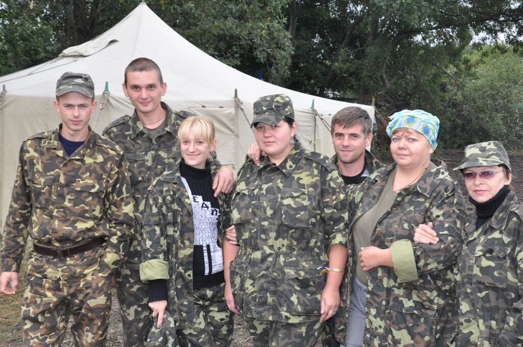 "Динамо" передало гуманитарную помощь военным в зоне АТО