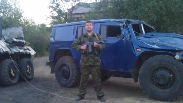 Російські окупанти розбили пригнаний в Україну броньовик Жириновського "Тигр"