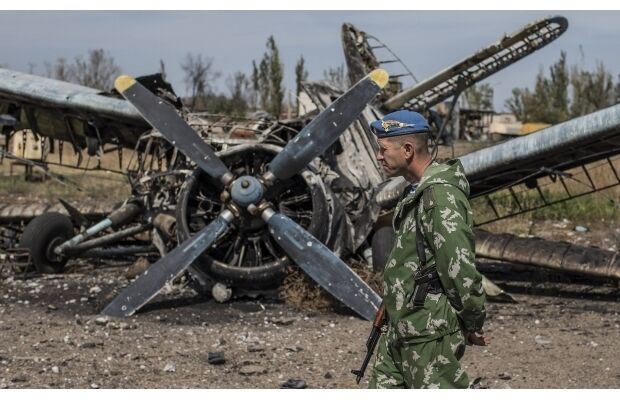 У мережі з'явилися фото і відео знищеного аеропорту Луганська