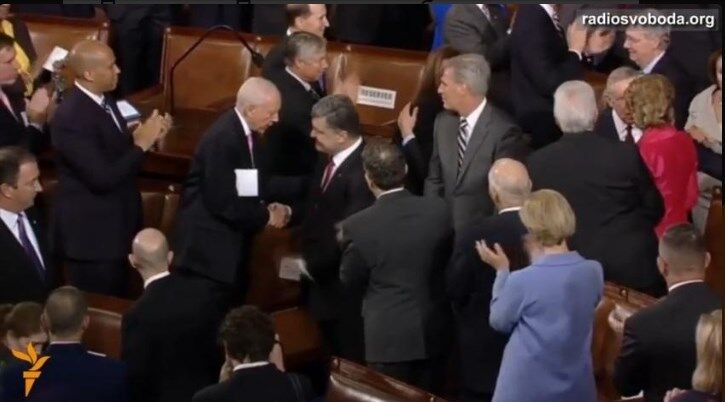 Порошенко в Конгрессе США встретили бурными и продолжительными овациями