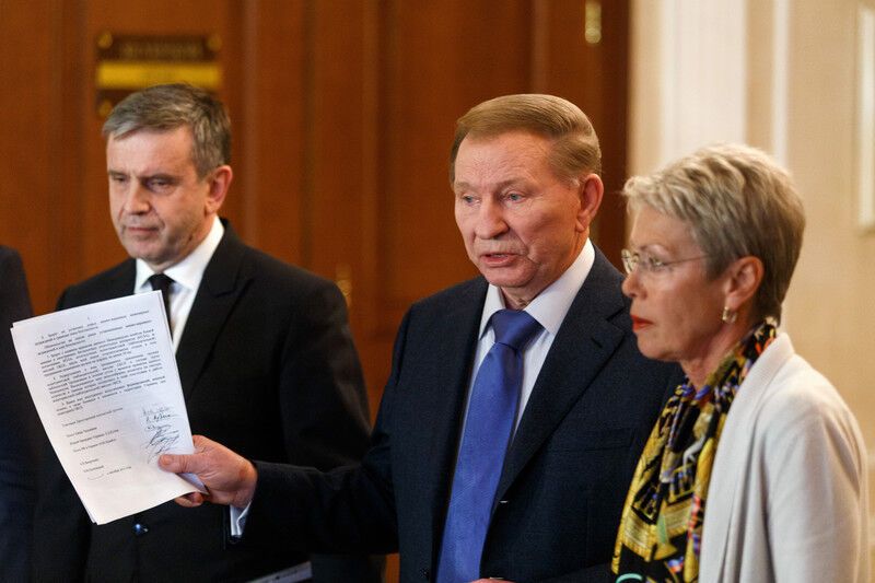 На переговорах в Минске согласовали девять пунктов перемирия