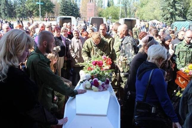 На Луганщине ликвидирована снайпер террористов
