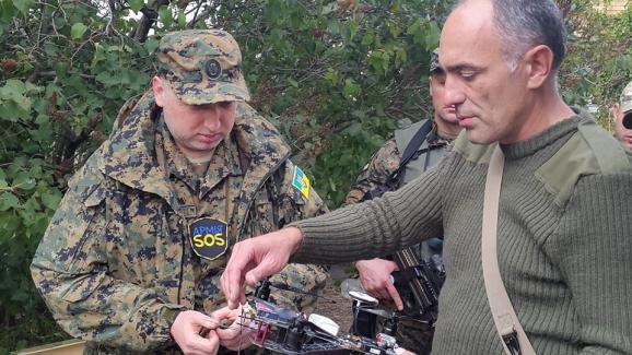 Аваков и Турчинов в Мариуполе ознакомились с украинскими беспилотниками