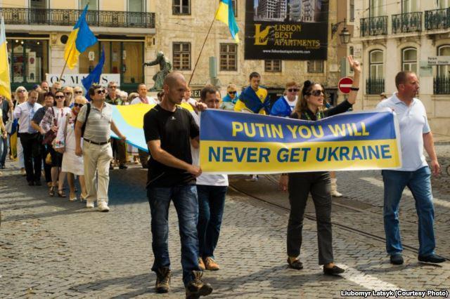 Италия, Турция и Португалия прошли "Маршем мира" в поддержку Украины