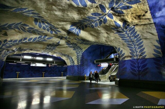 10 самых красивых станций метро