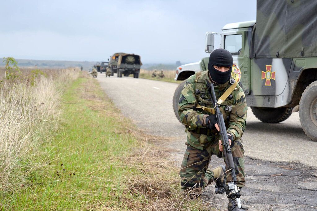Войска НАТО во Львове поставили свои блокпосты