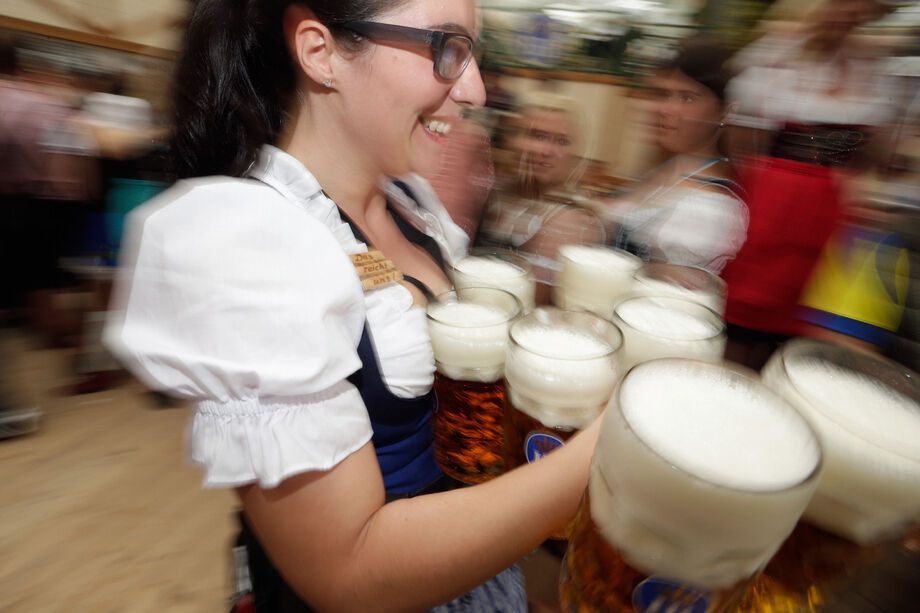 В Мюнхене стартовал традиционный фестиваль пива