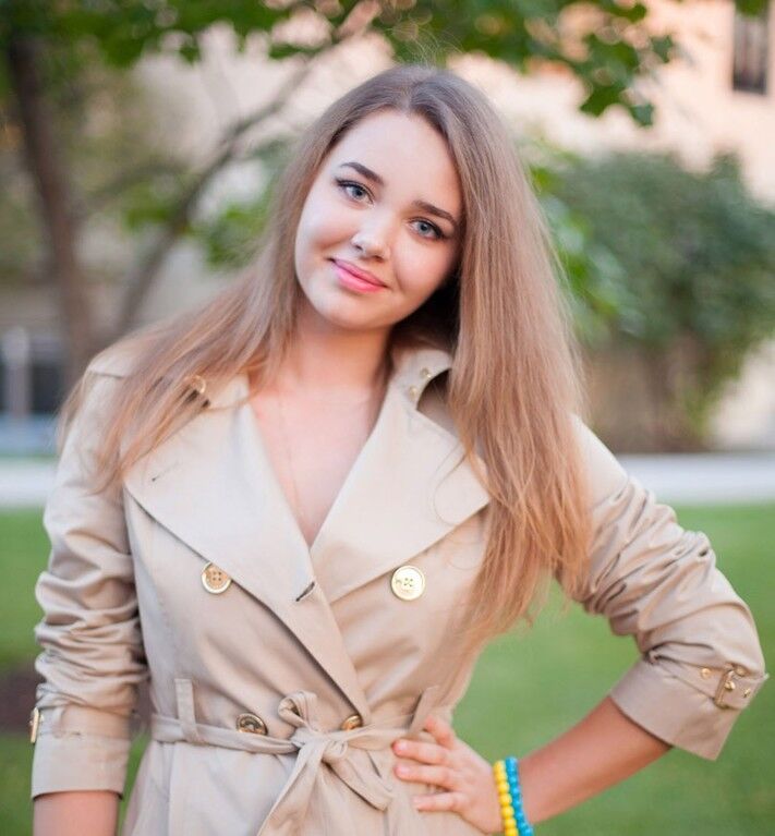 16 самых красивых девушек украинской диаспоры