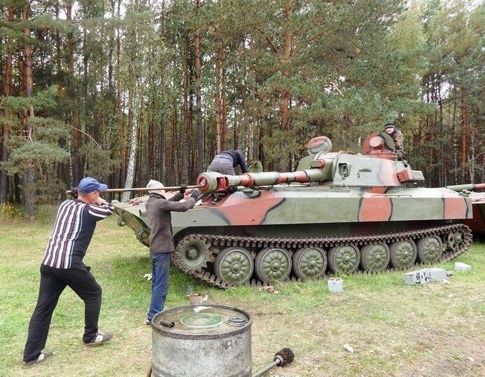 Для знищення терористів силам АТО передали 20 "Гвоздик": опубліковано фото