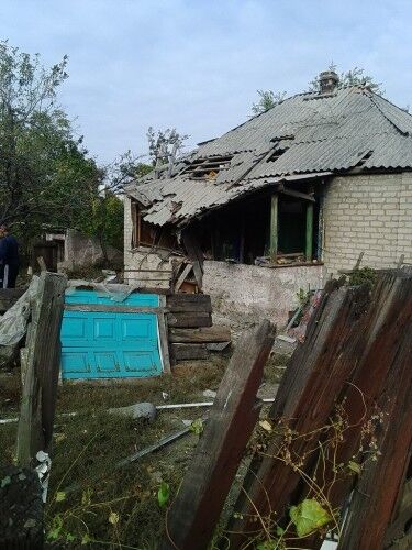 В сети появились фото обстрелянной "Градом" Попасной: разрушены дома, пострадало 8 человек